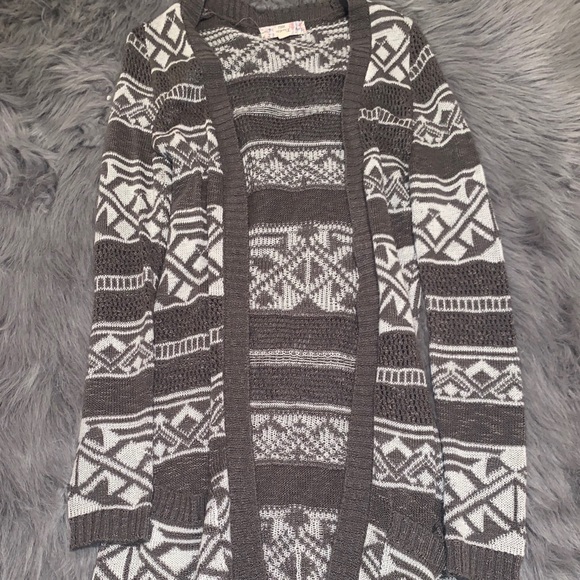 Cardigan - Picture 2 of 3